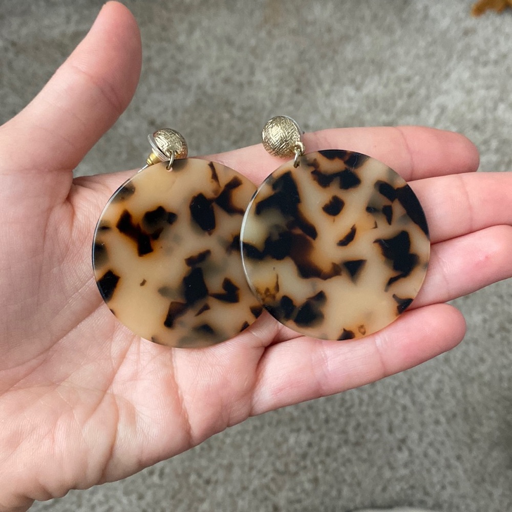 Cliché cheetah print earrings with gold details